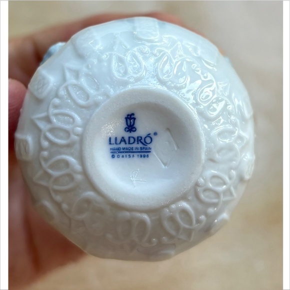 Lladro King Gaspar Christmas Ornament - Picture 6 of 8